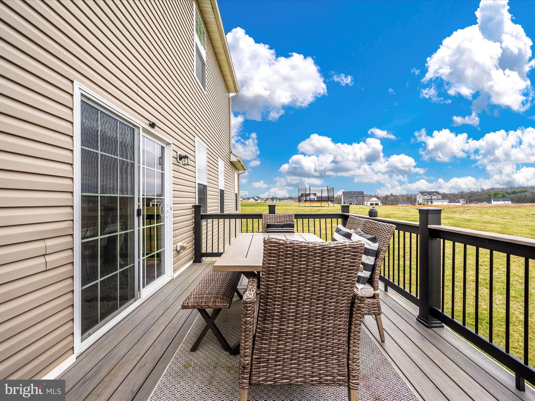 AMBERFIELD - Residential