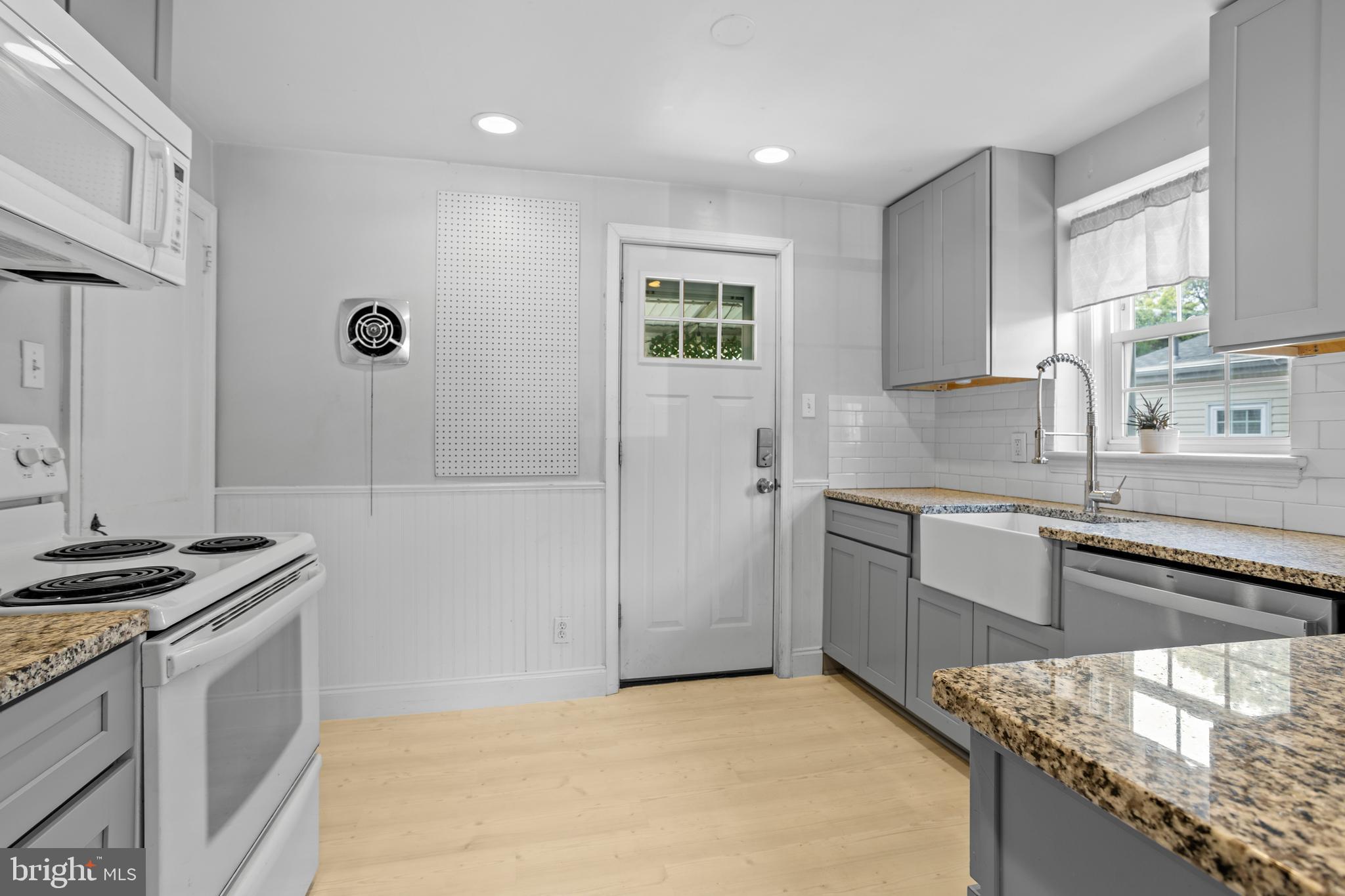 SCENIC HILLS - Residential