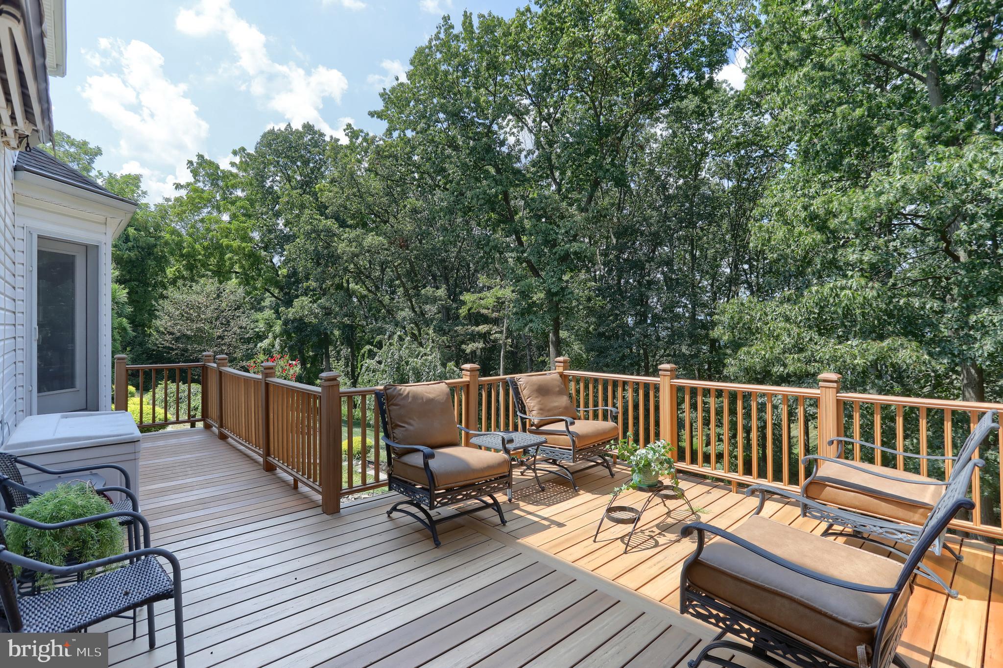 DERRY WOODS - Residential