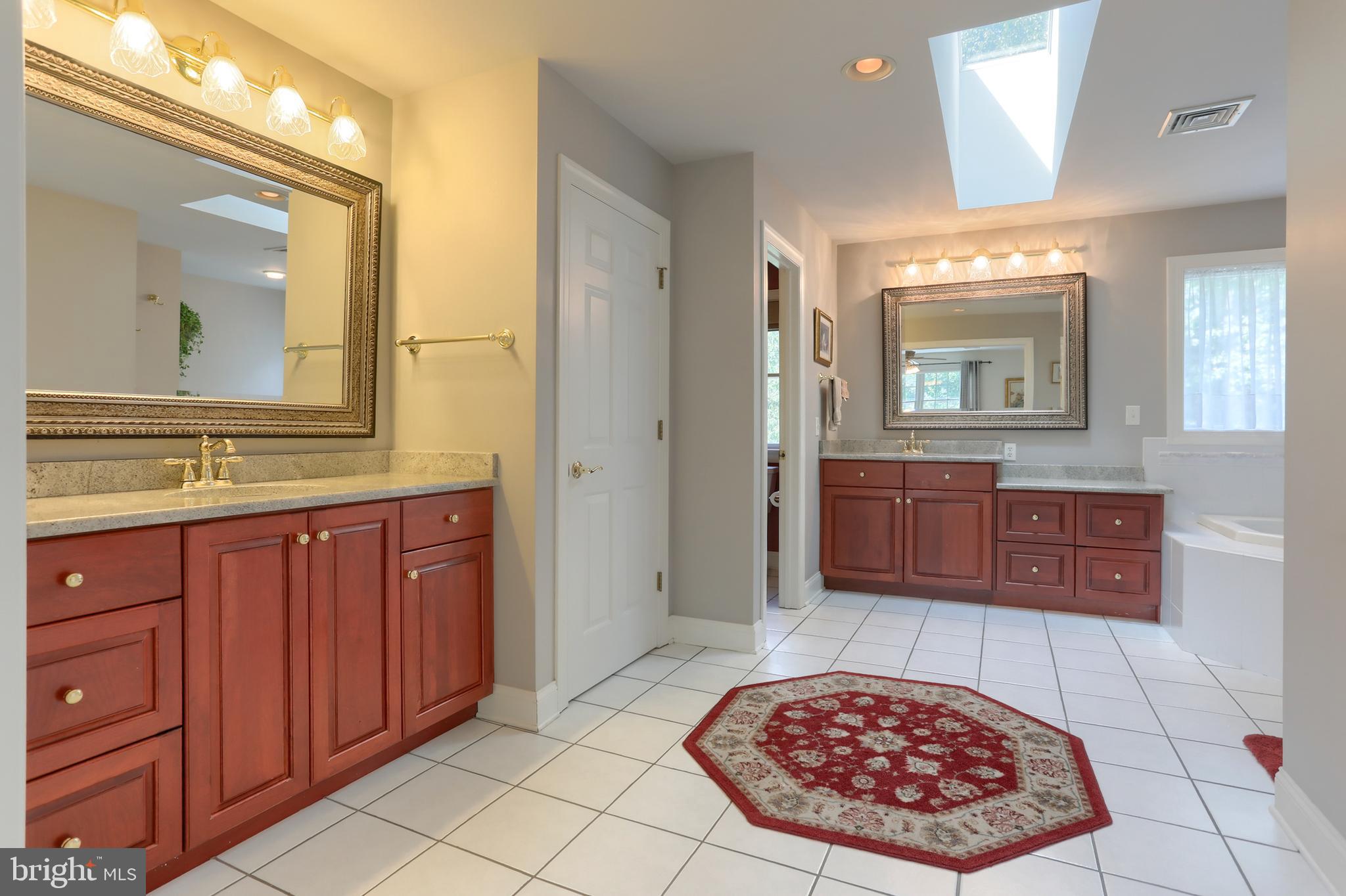 DERRY WOODS - Residential