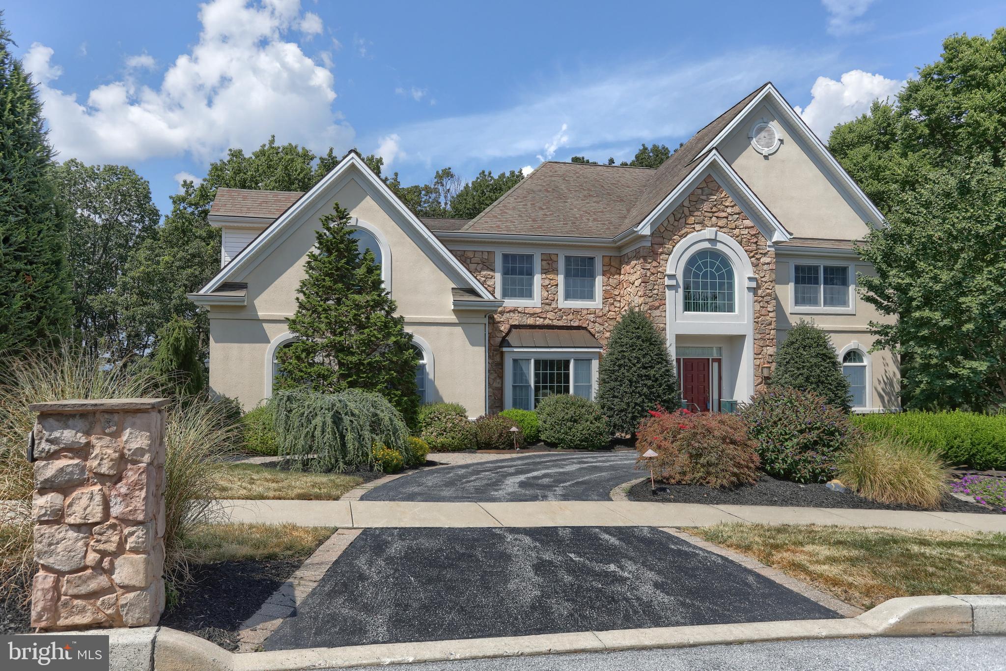 DERRY WOODS - Residential