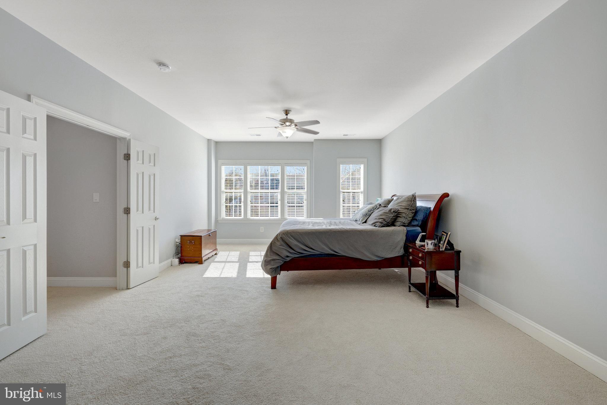 LANSDOWNE ON THE POTOMAC - Residential