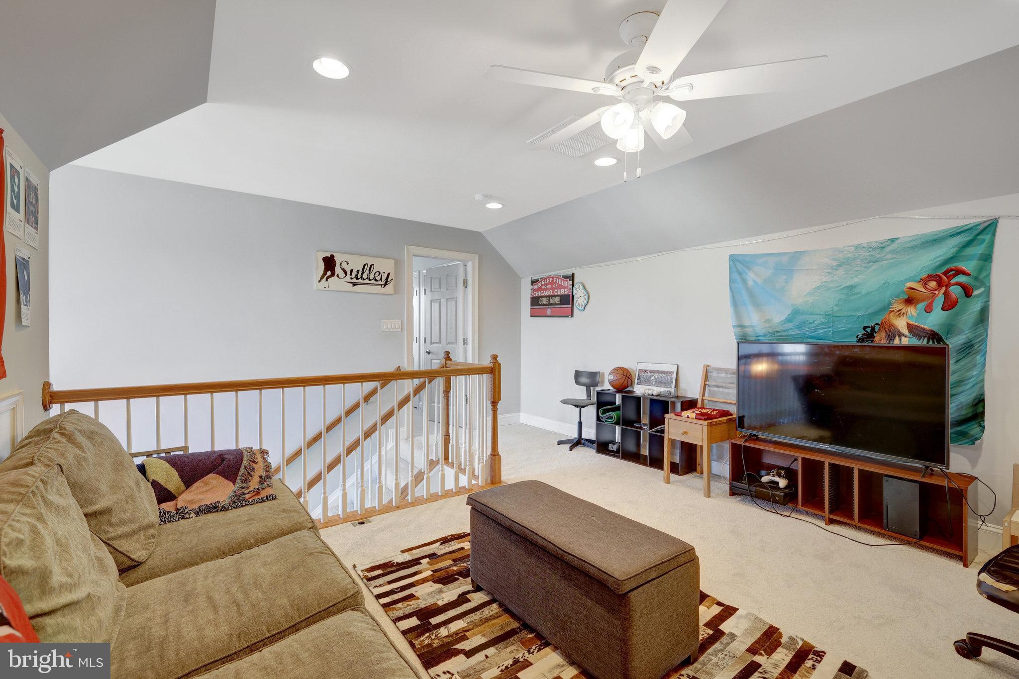 LANSDOWNE ON THE POTOMAC - Residential