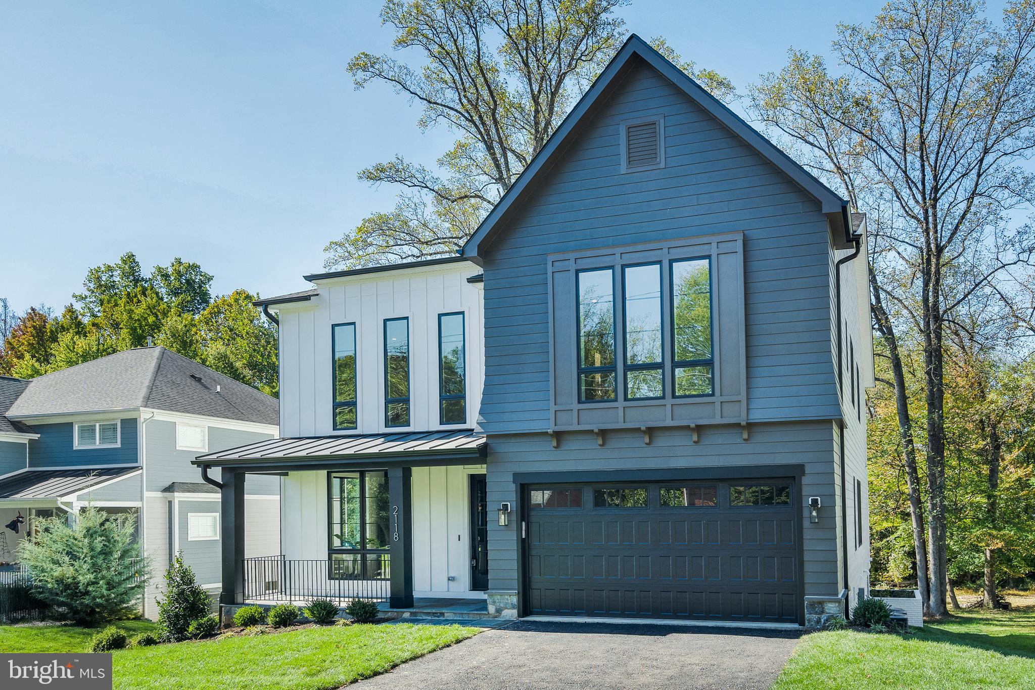 2118 GREENWICH STREET
