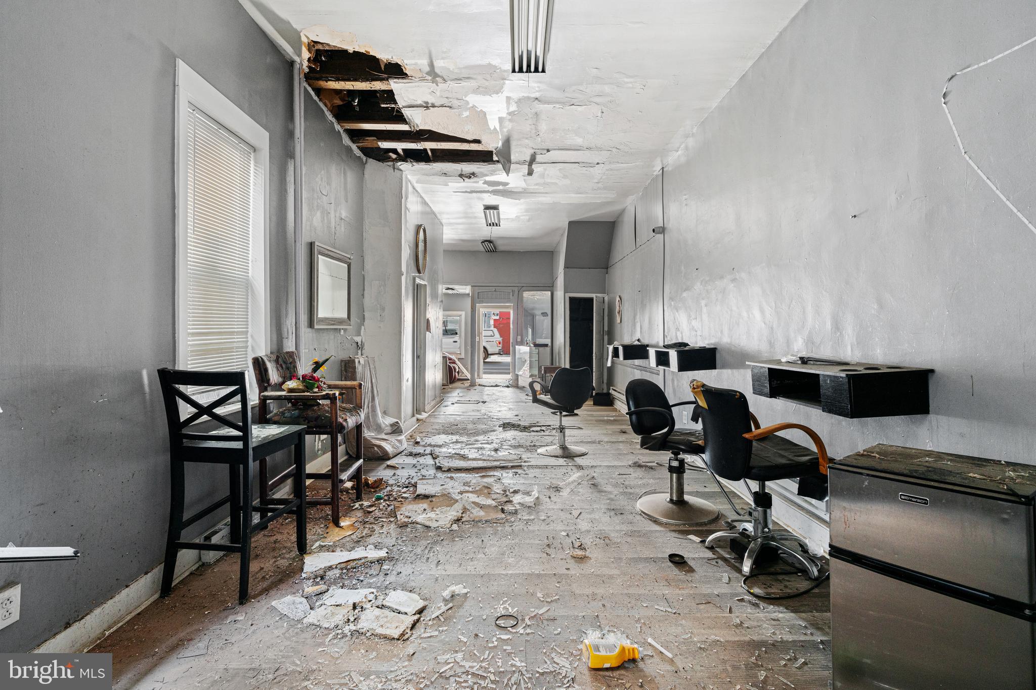 3266 KENSINGTON AVENUE