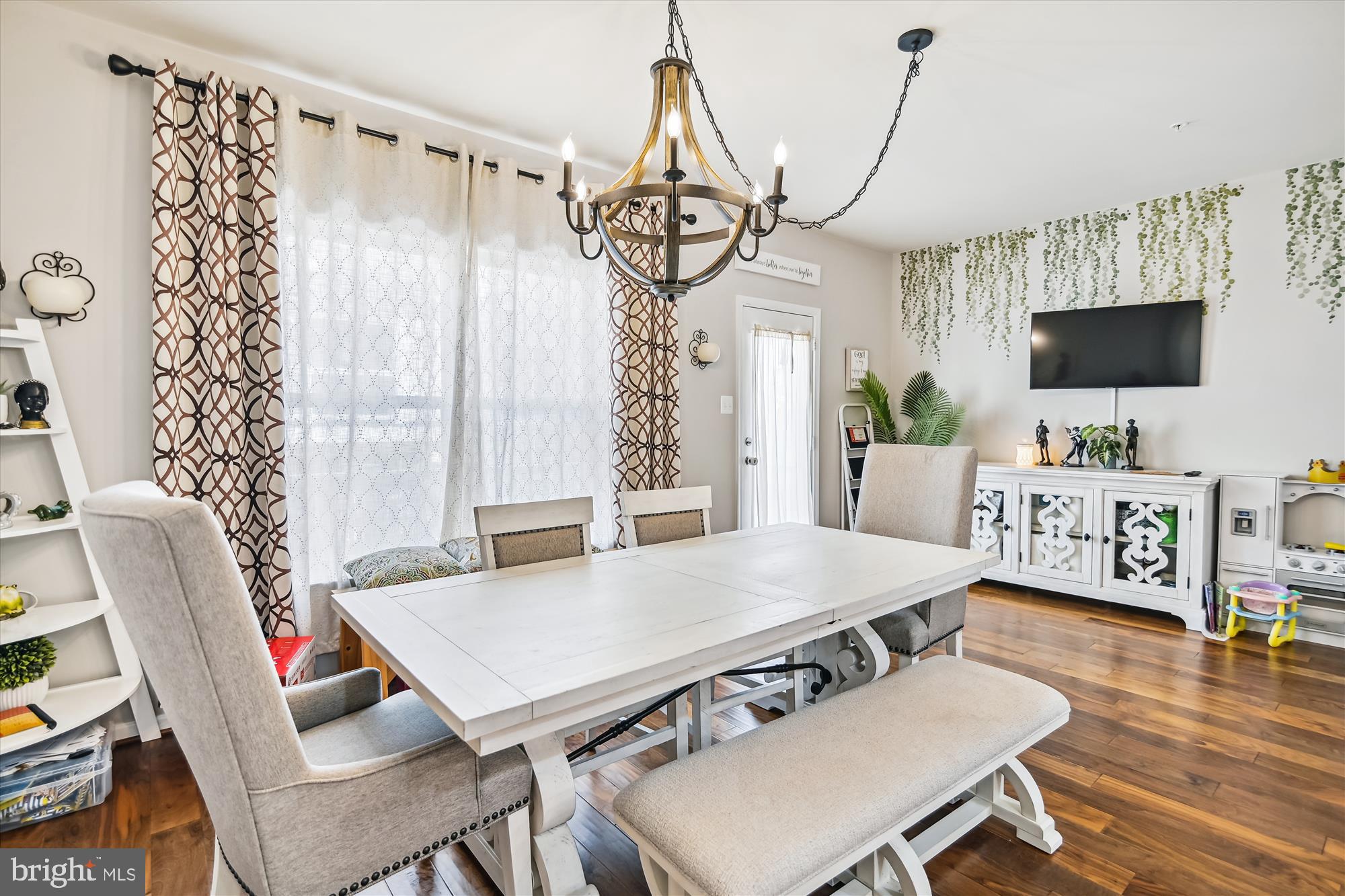 TANYARD COVE NORTH - Residential