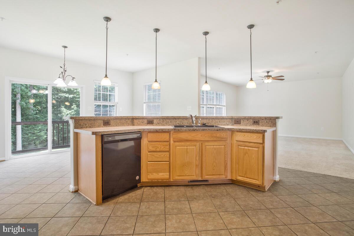 BEN OAKS - Residential