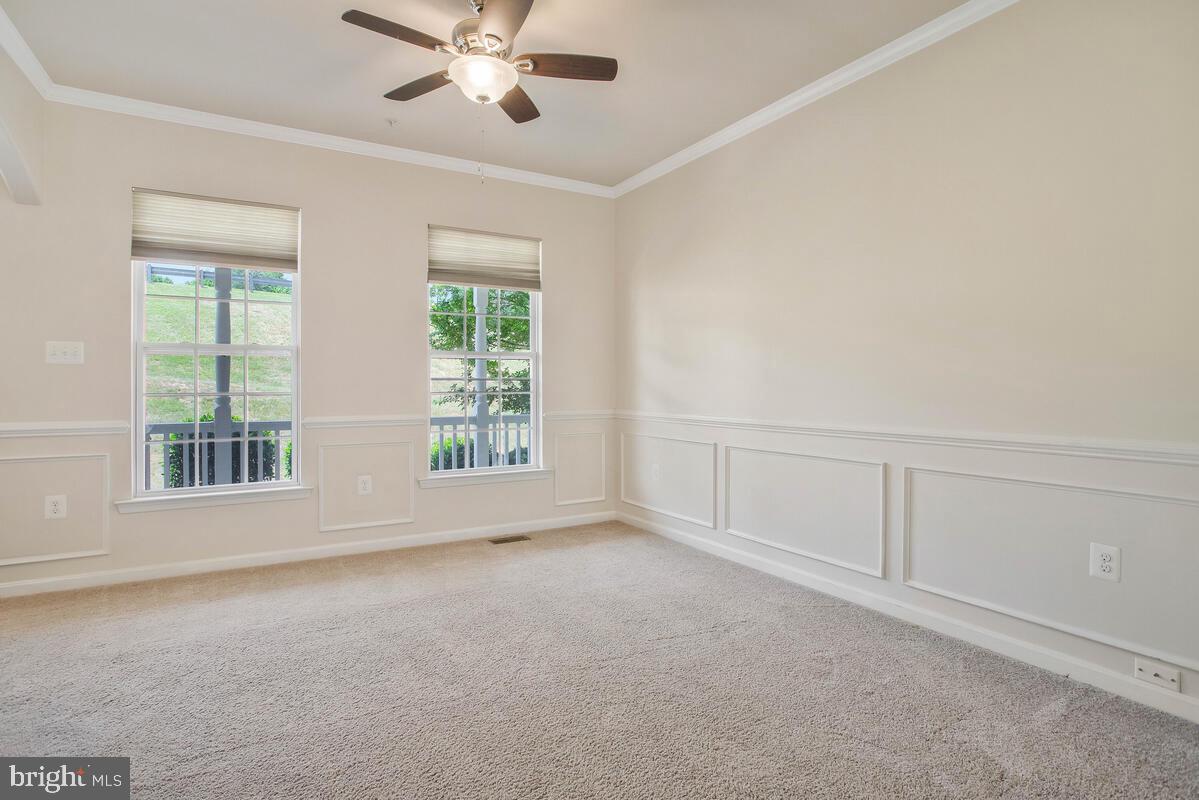 BEN OAKS - Residential