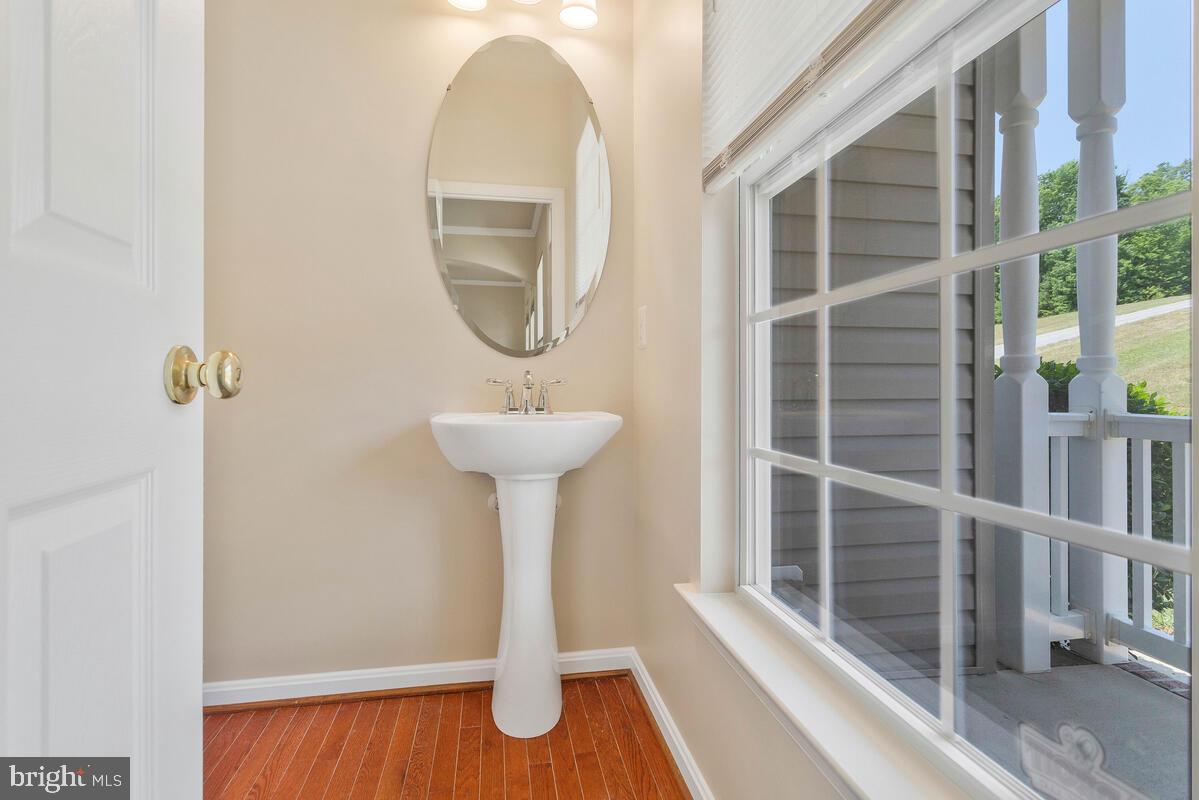 BEN OAKS - Residential