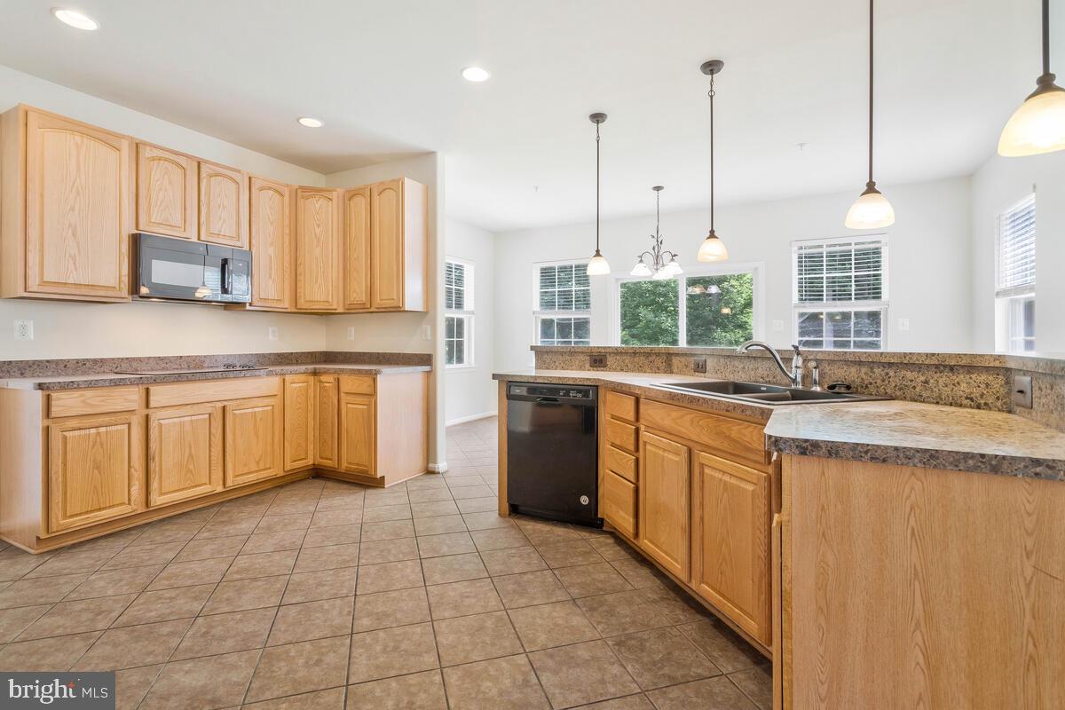 BEN OAKS - Residential