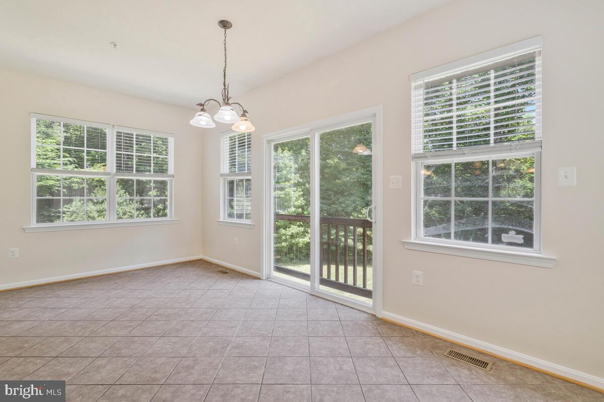 BEN OAKS - Residential