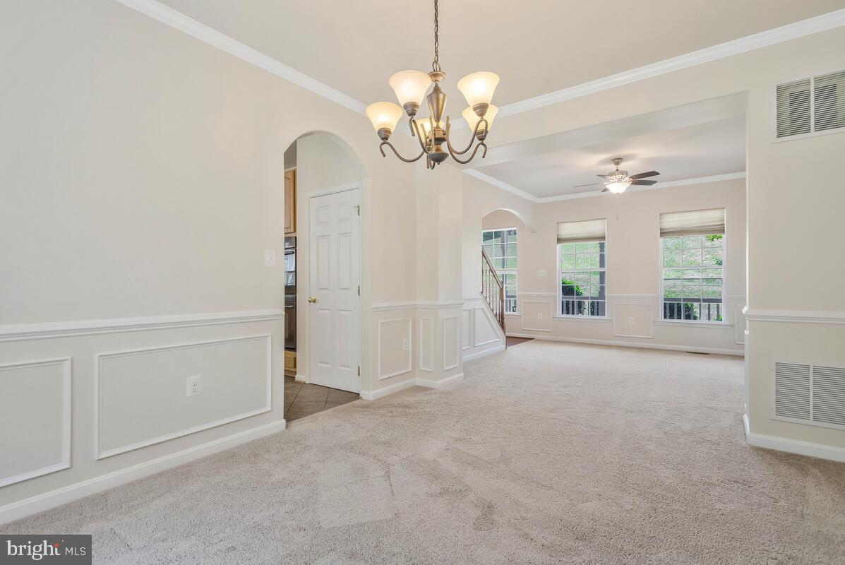 BEN OAKS - Residential