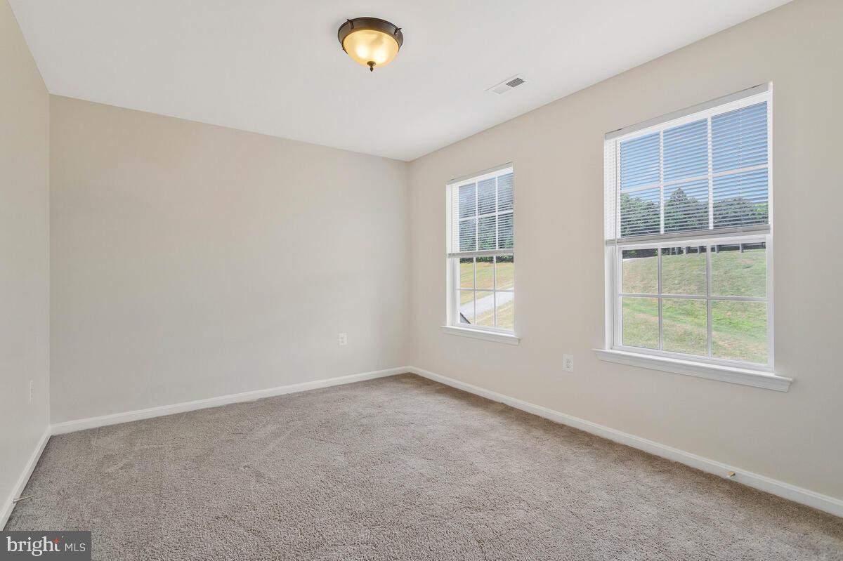 BEN OAKS - Residential