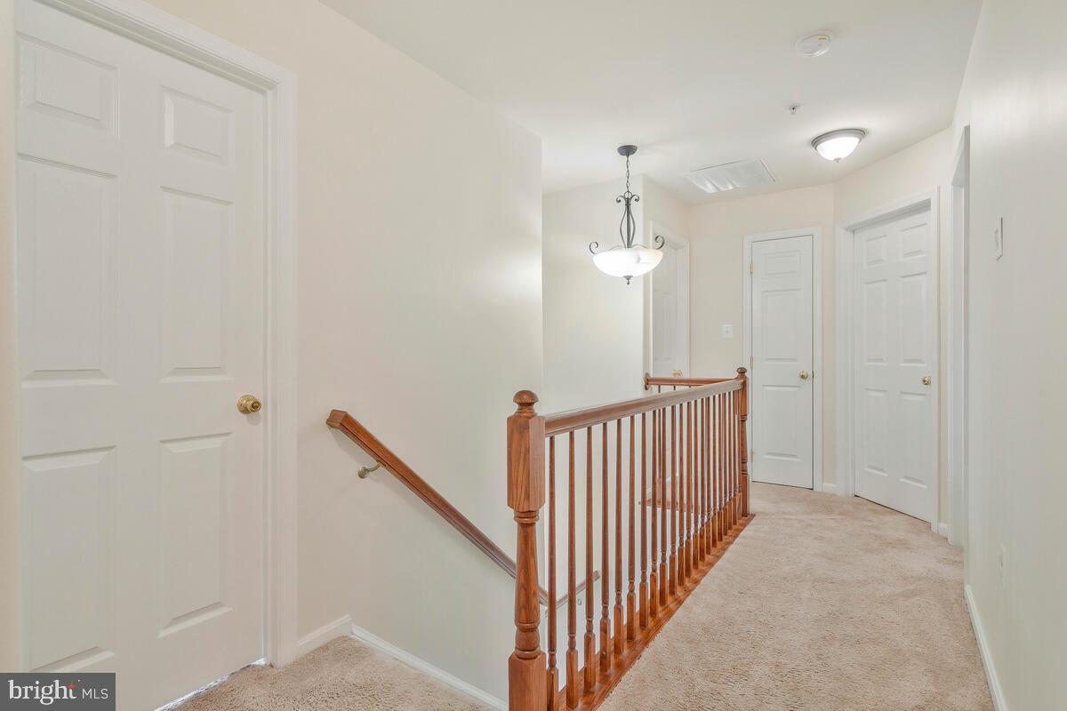 BEN OAKS - Residential