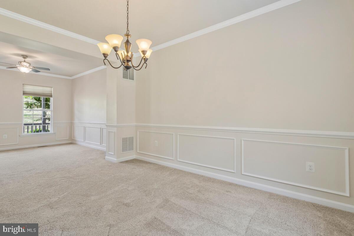 BEN OAKS - Residential