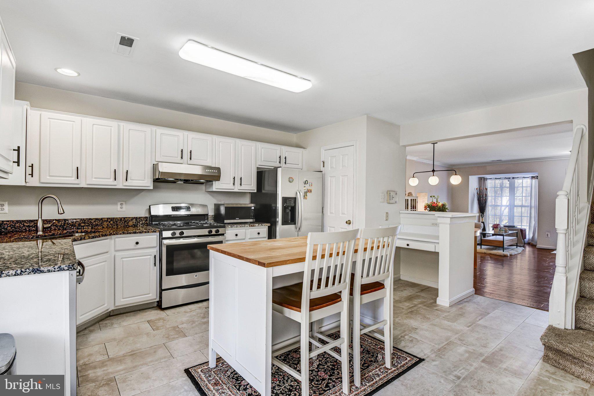 SOUTH RIDING - Residential