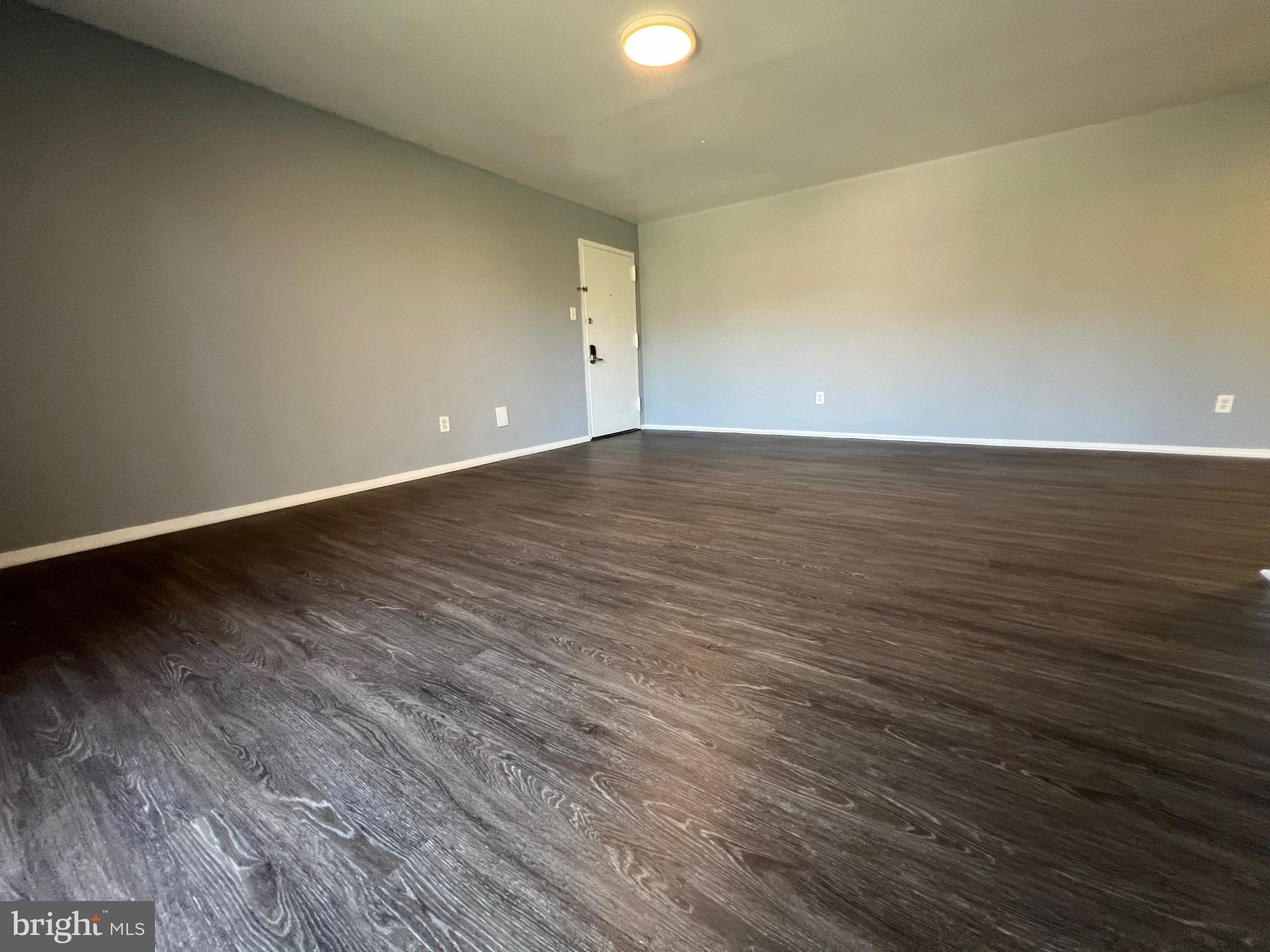 COLCHESTER TOWNE CONDO - Residential