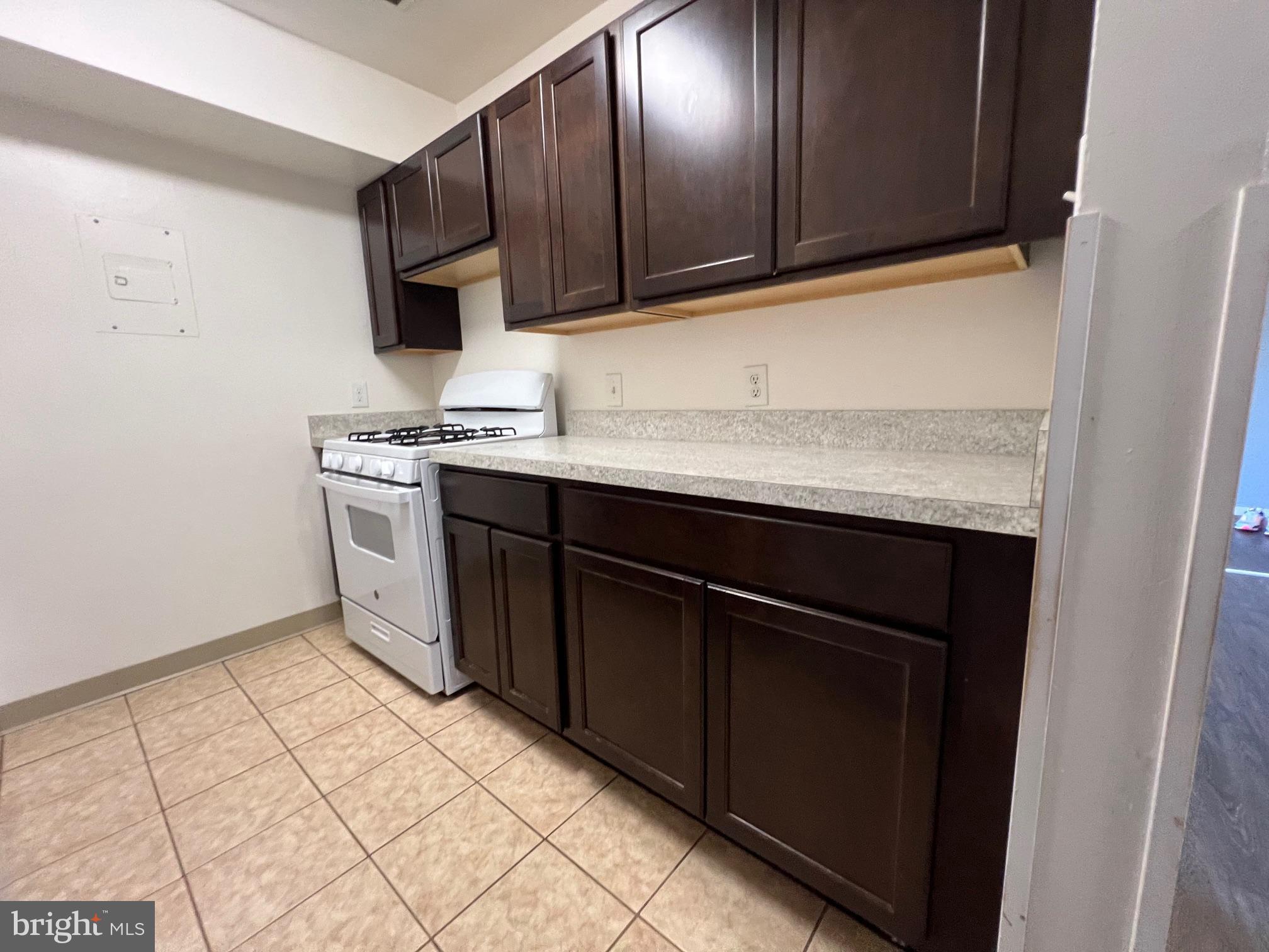 COLCHESTER TOWNE CONDO - Residential