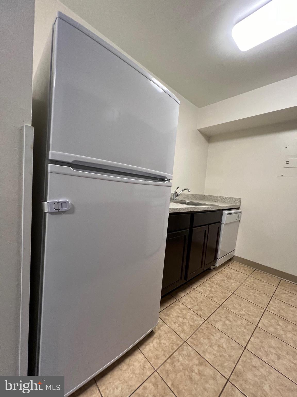 COLCHESTER TOWNE CONDO - Residential