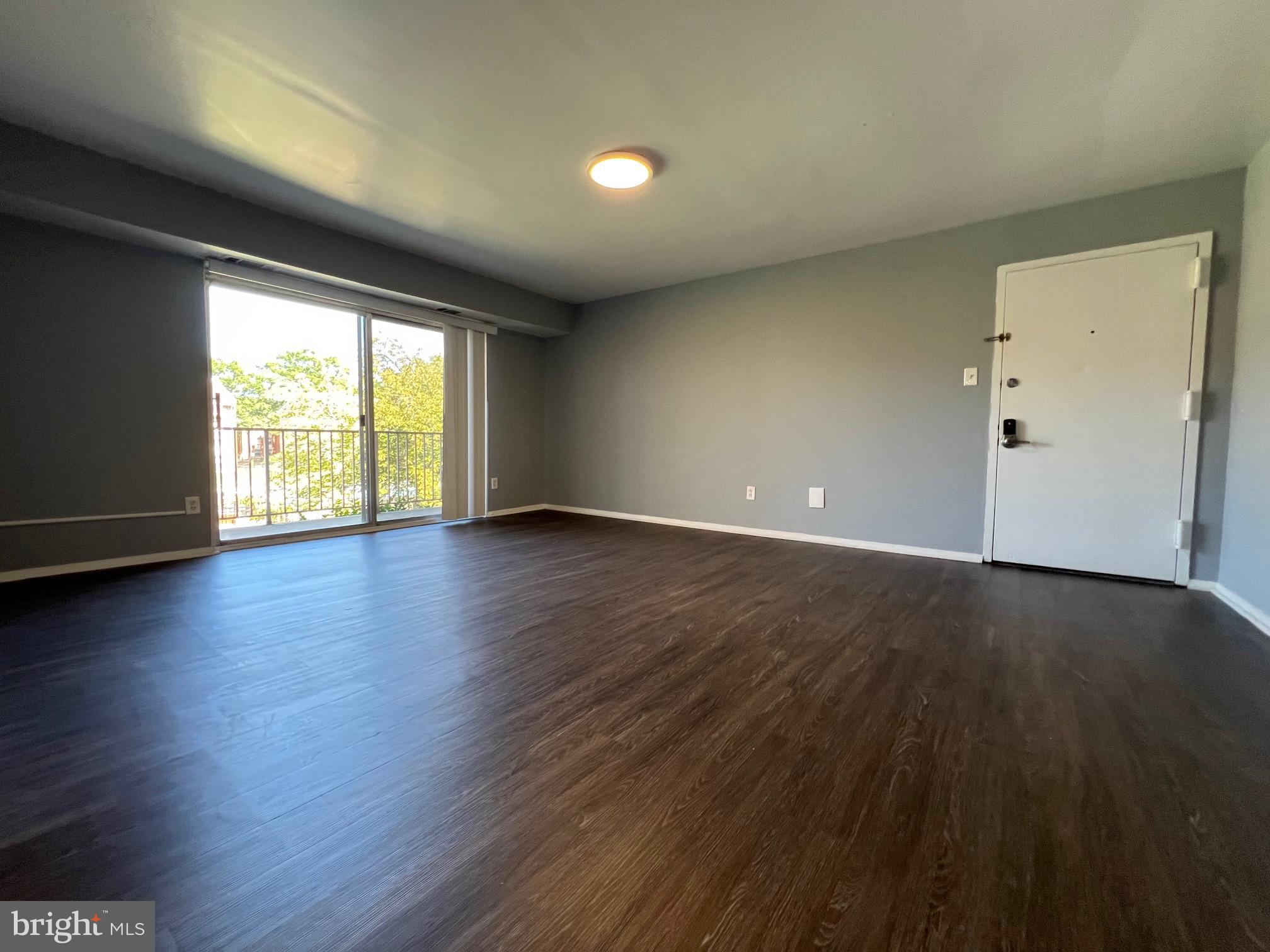 COLCHESTER TOWNE CONDO - Residential