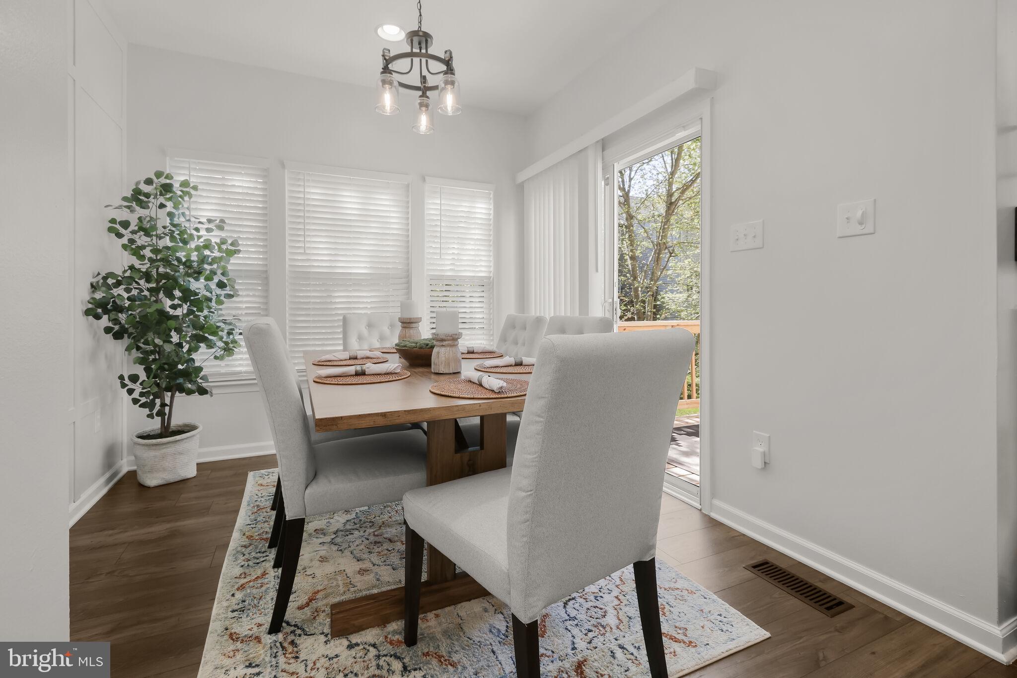 EMERSON - Residential