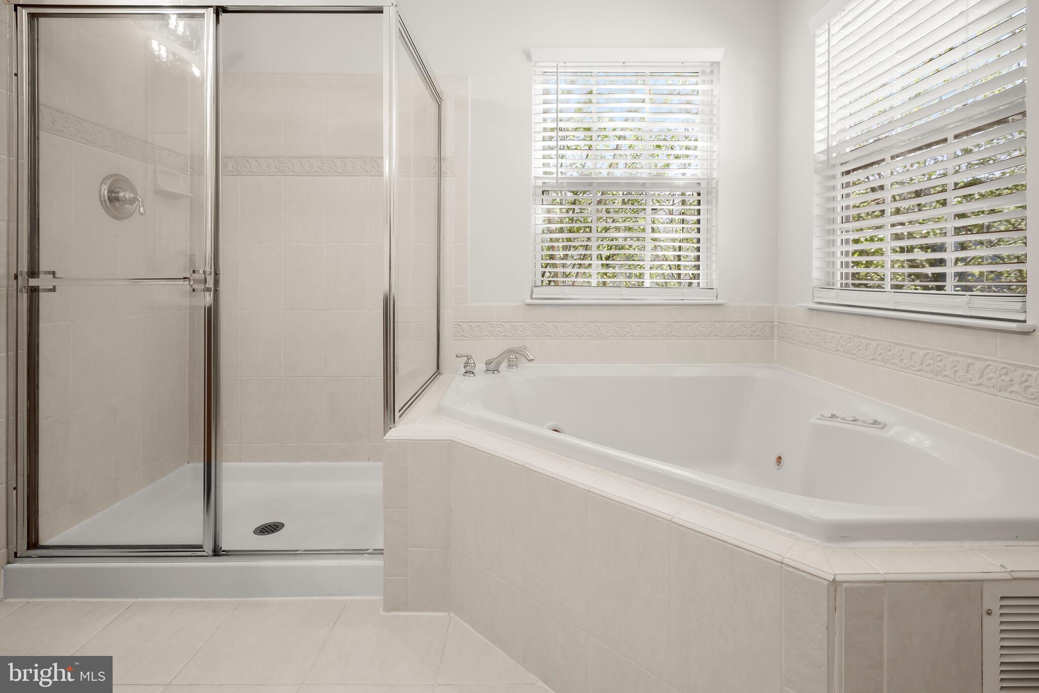 EMERSON - Residential