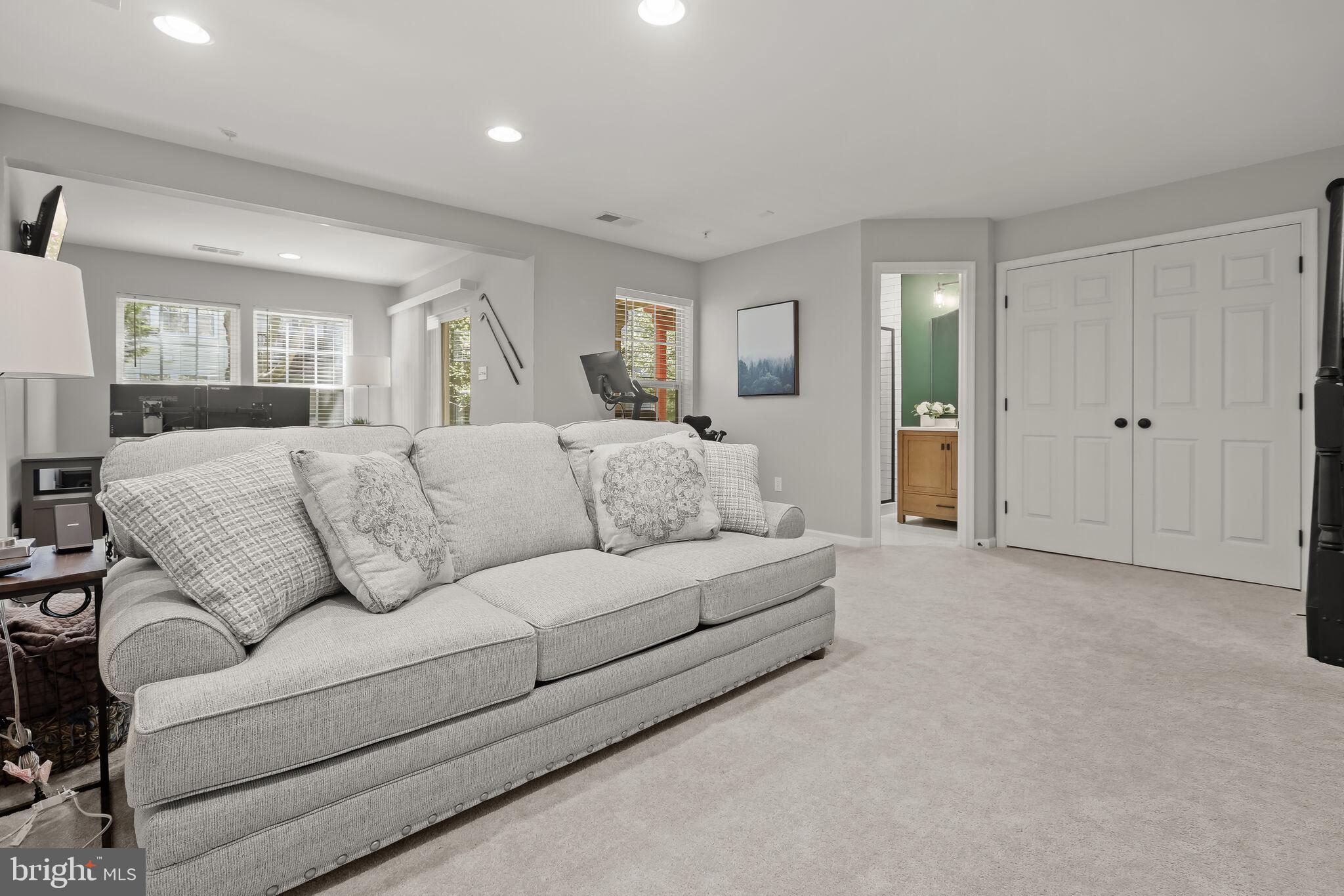 EMERSON - Residential