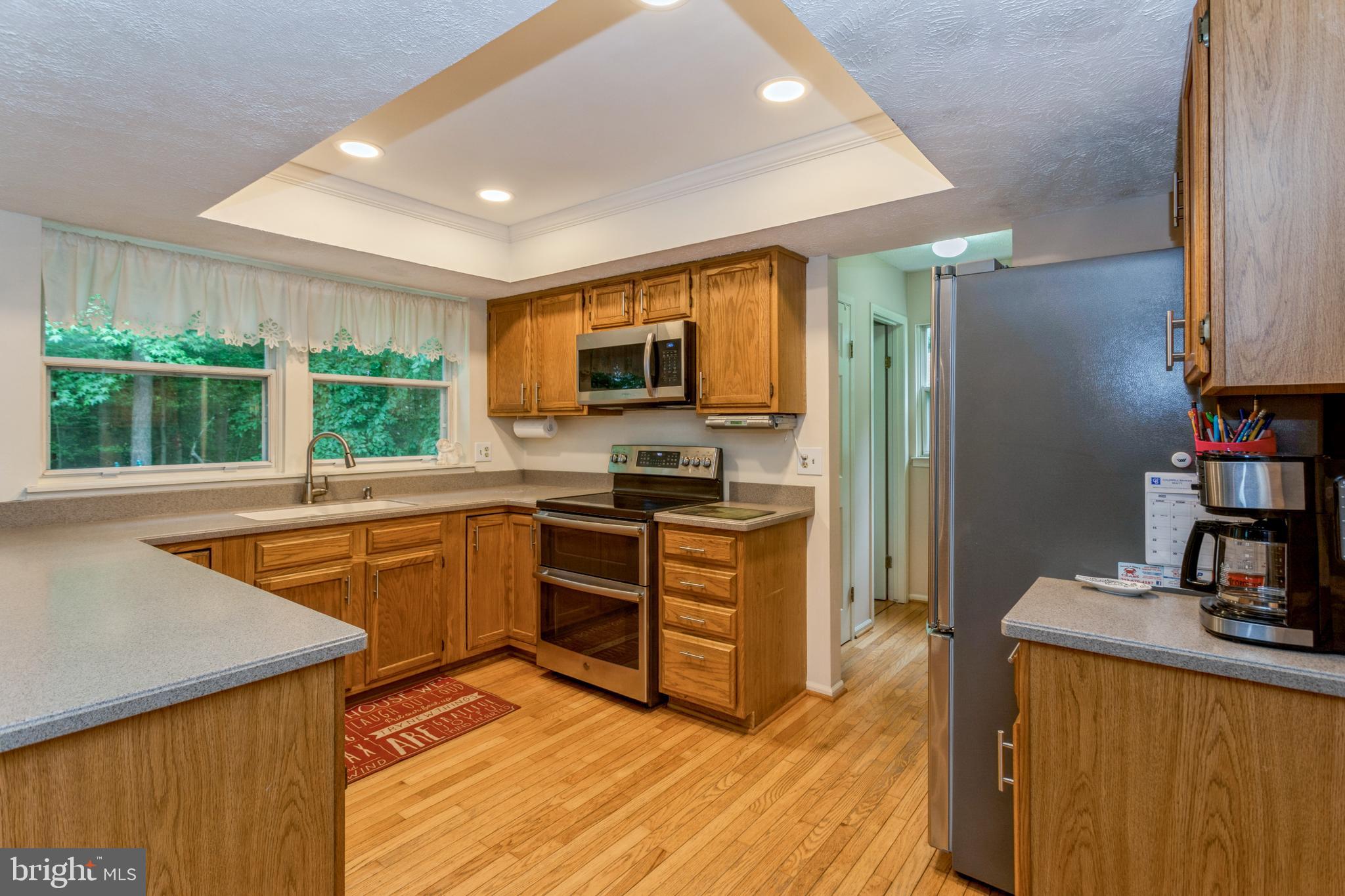 COUNTRY CLUB/LAKE MONTCLAIR - Residential