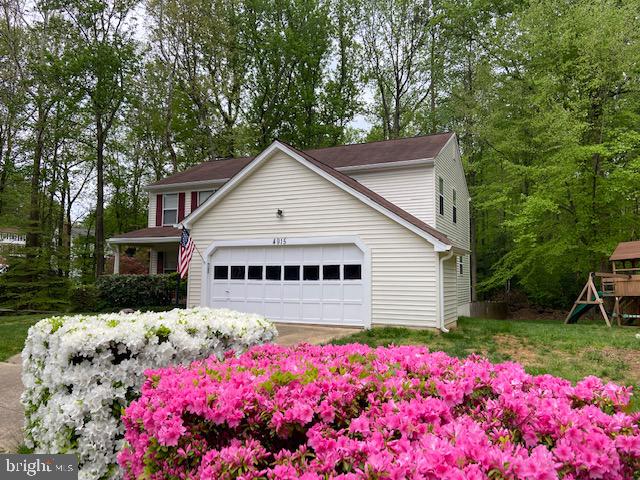 COUNTRY CLUB/LAKE MONTCLAIR - Residential