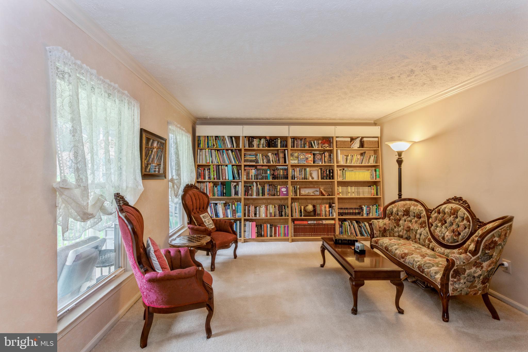 COUNTRY CLUB/LAKE MONTCLAIR - Residential