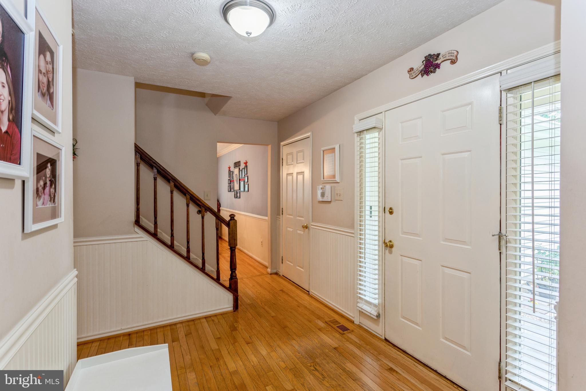 COUNTRY CLUB/LAKE MONTCLAIR - Residential