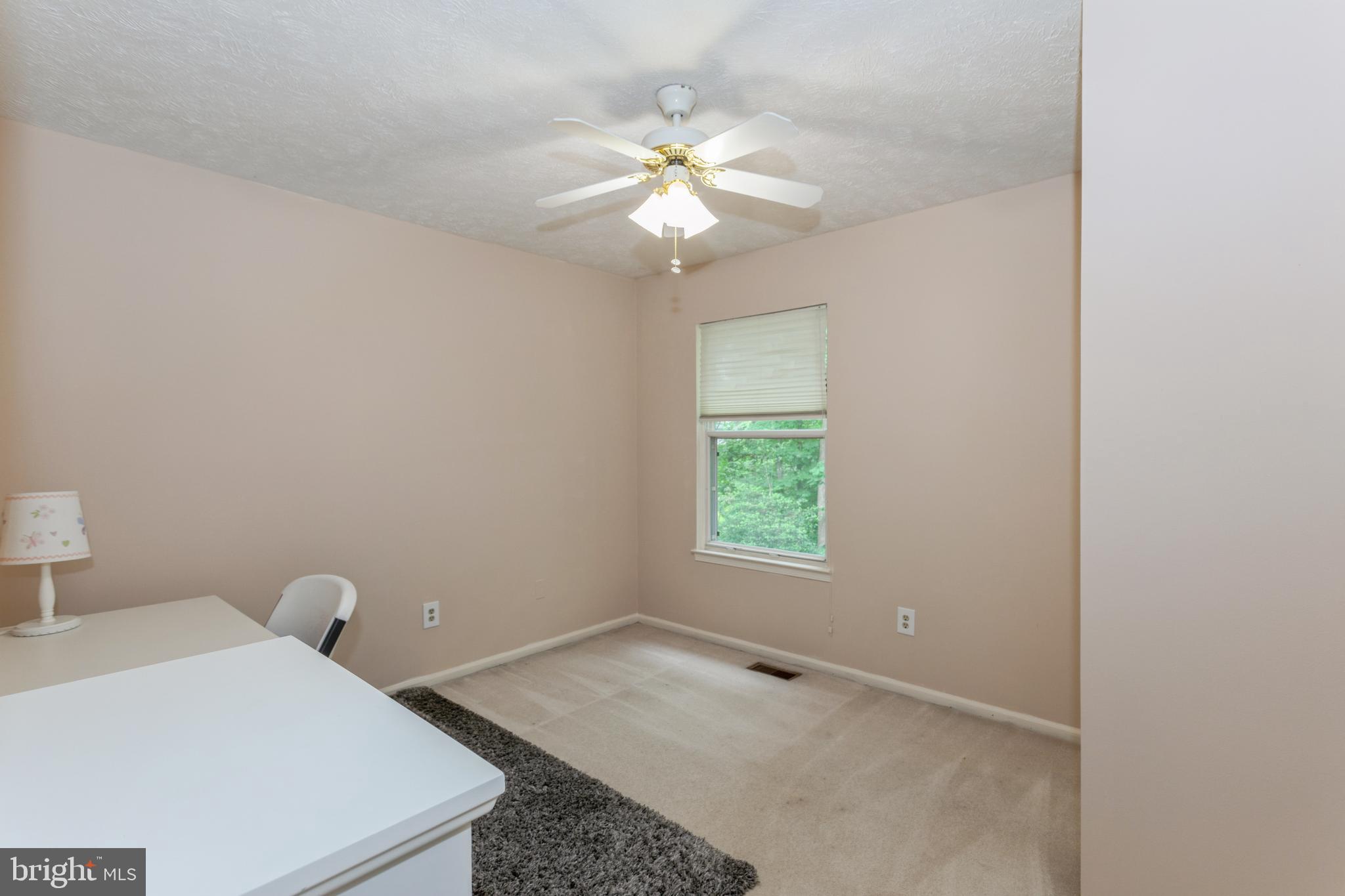 COUNTRY CLUB/LAKE MONTCLAIR - Residential