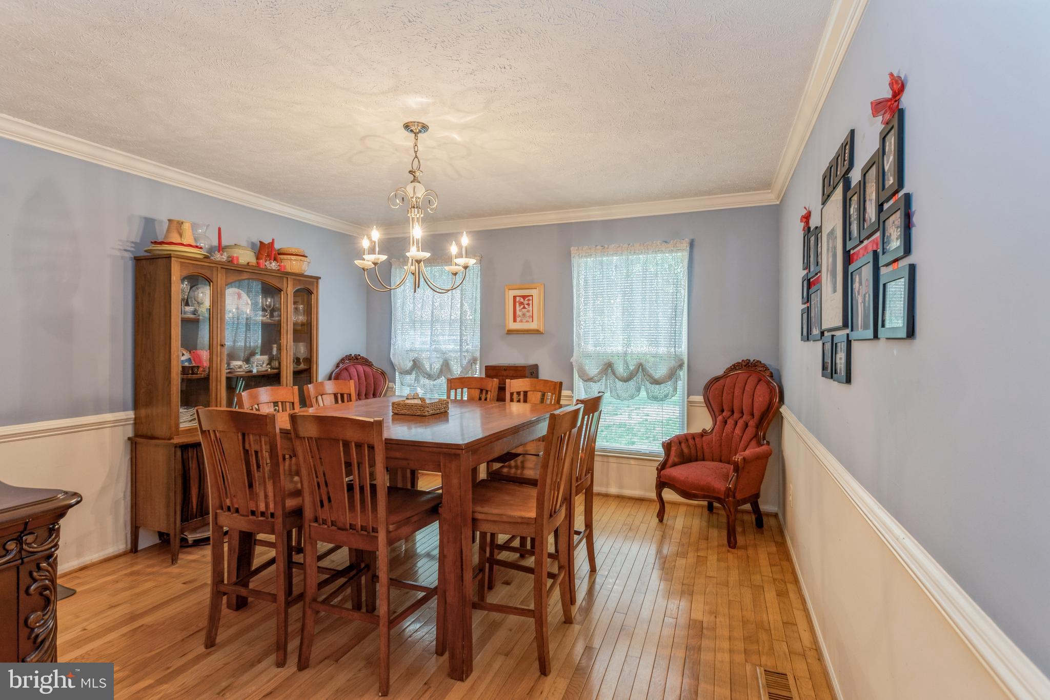 COUNTRY CLUB/LAKE MONTCLAIR - Residential