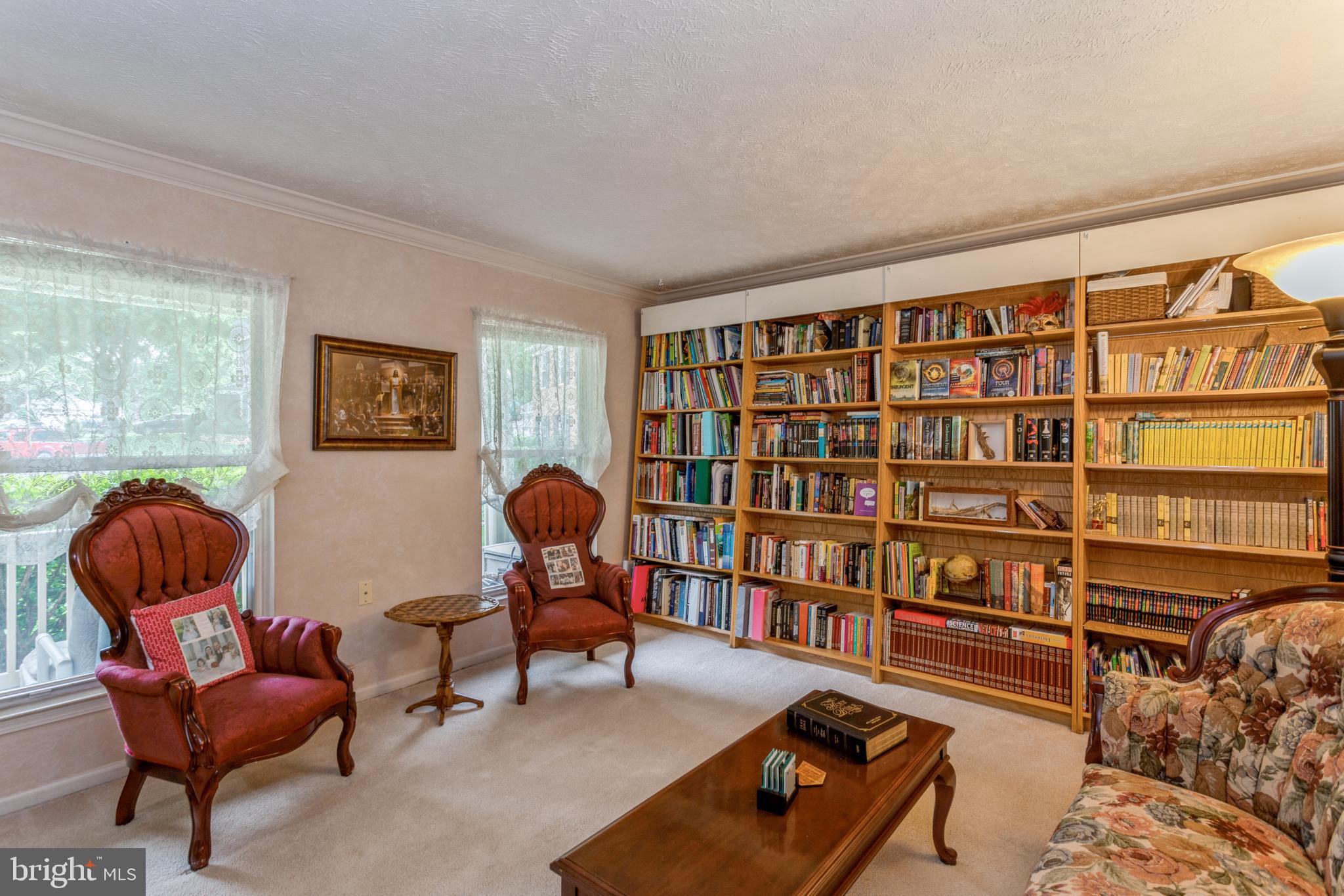 COUNTRY CLUB/LAKE MONTCLAIR - Residential