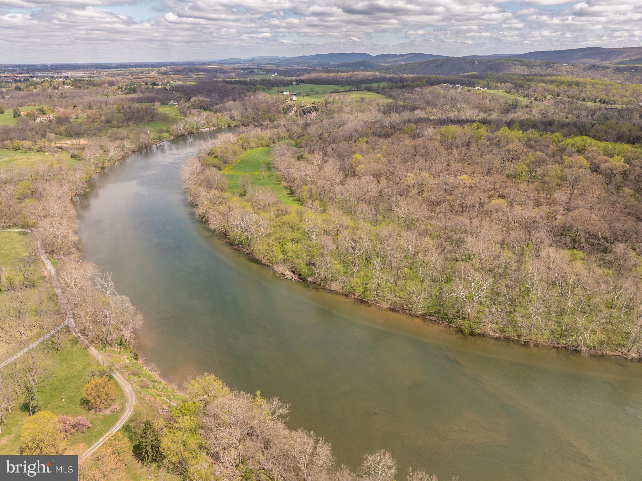 AVON BEND - Residential