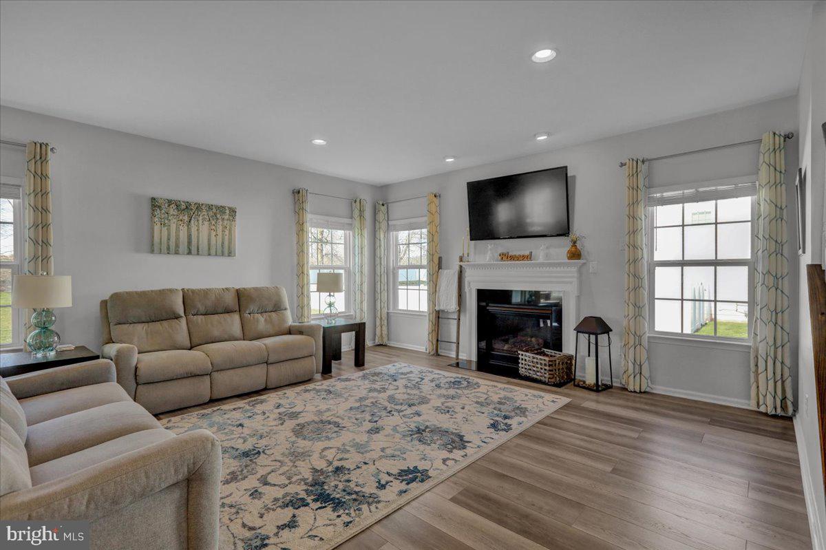 PRESERVE AT MONTGOMERY - Residential