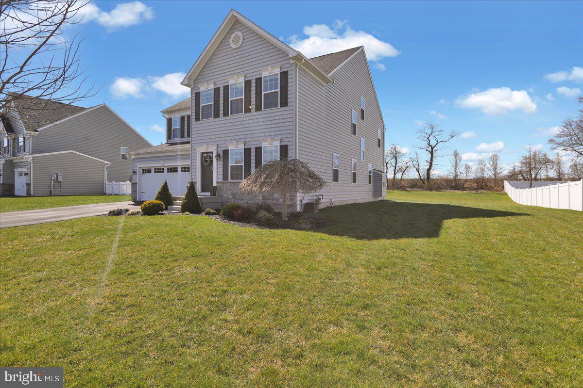 PRESERVE AT MONTGOMERY - Residential