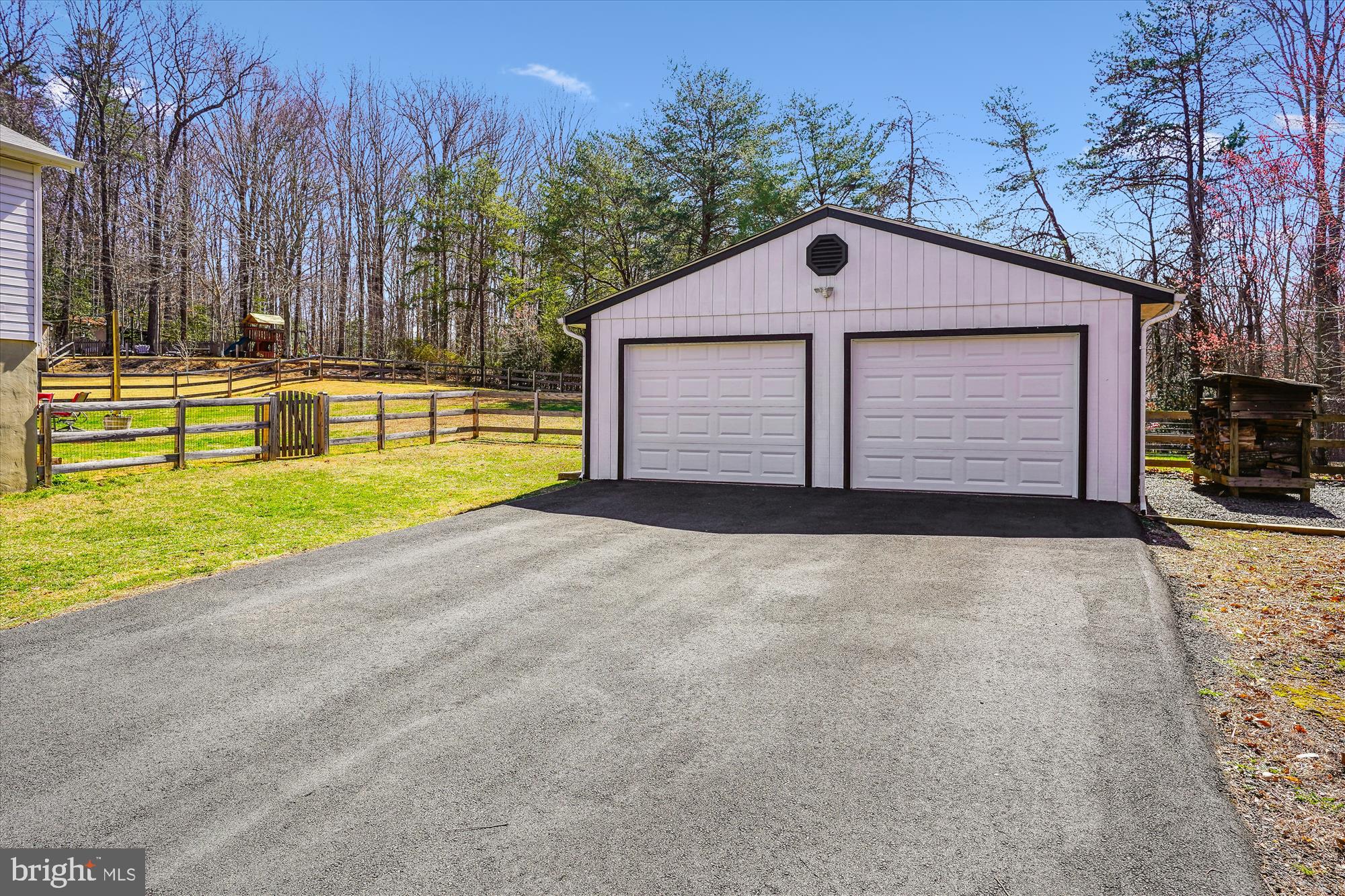 OAK RIDGE ESTATES - Residential