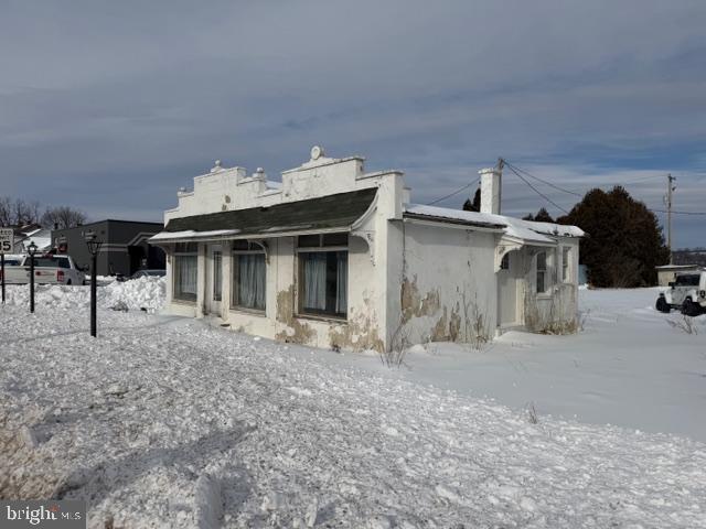 15835 E KUTZTOWN ROAD