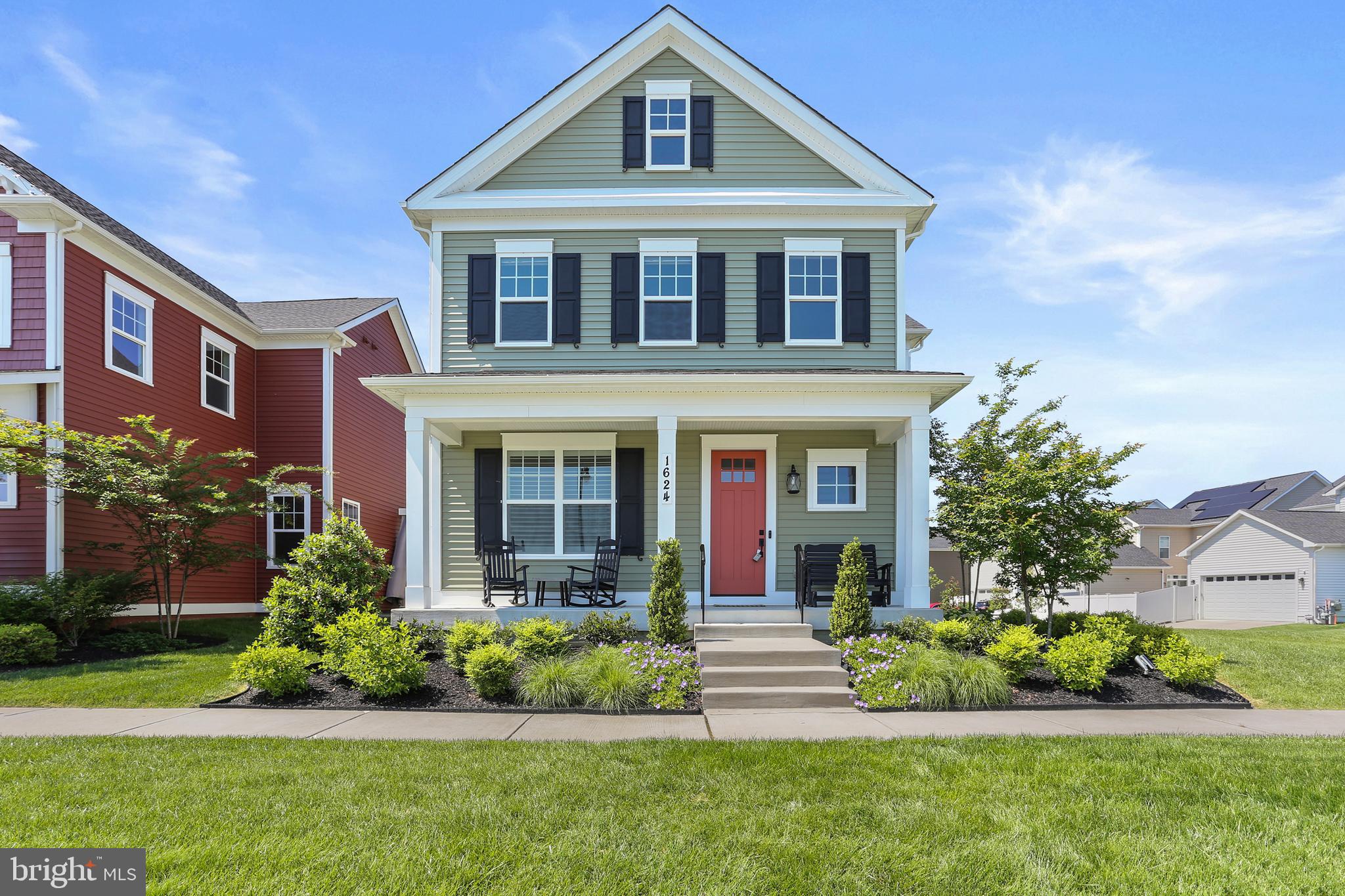 TWO RIVERS - Residential