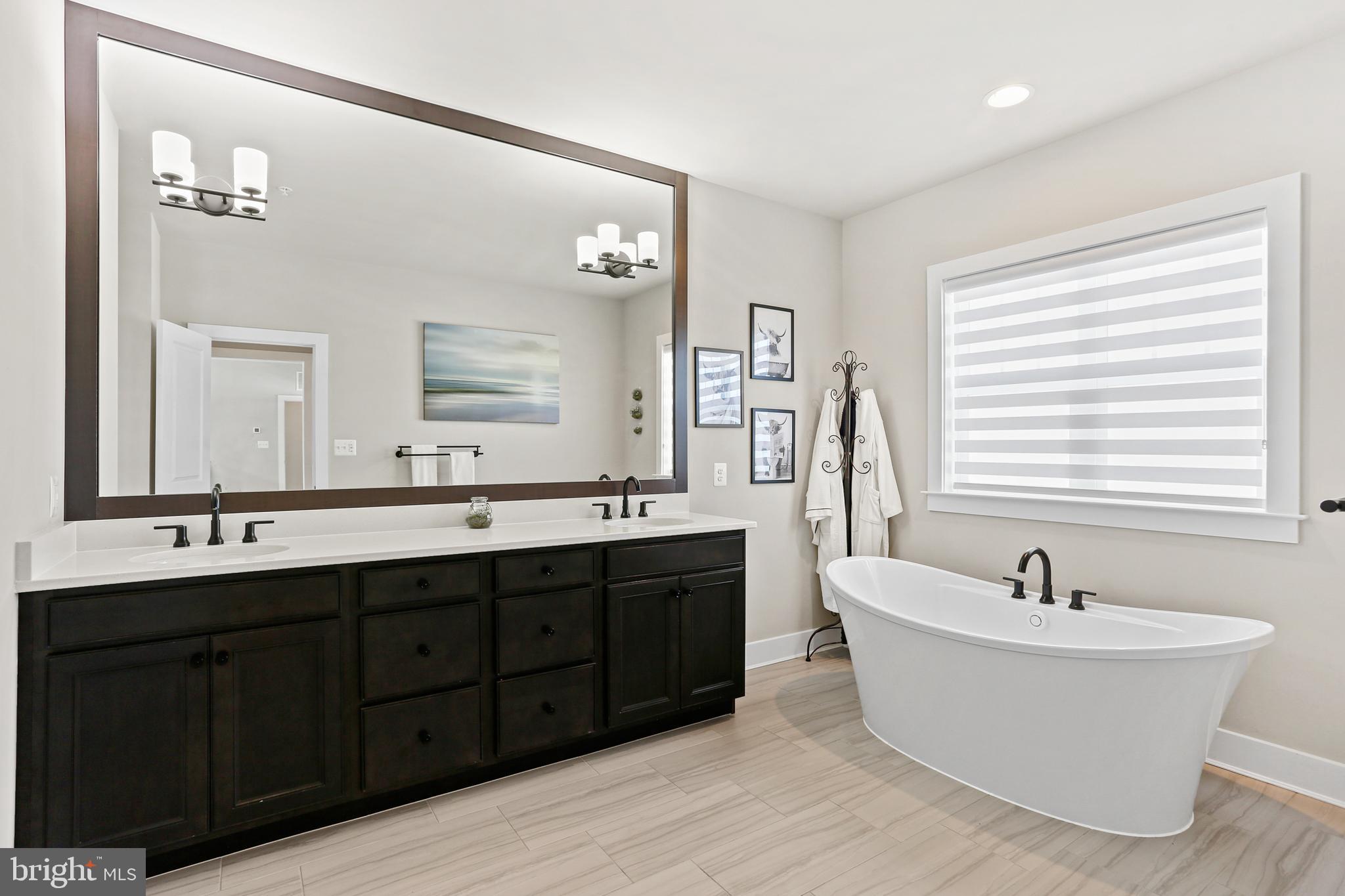 TWO RIVERS - Residential