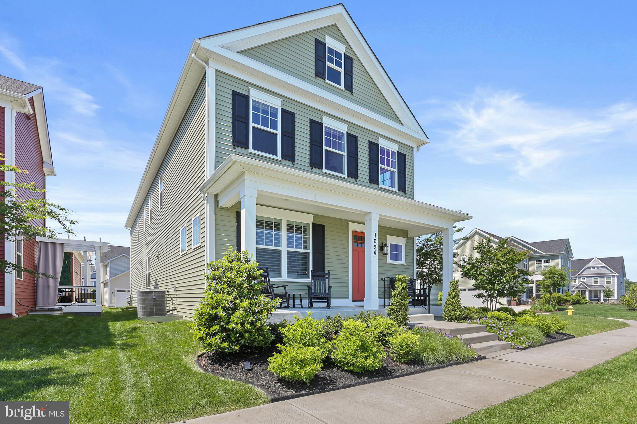 TWO RIVERS - Residential