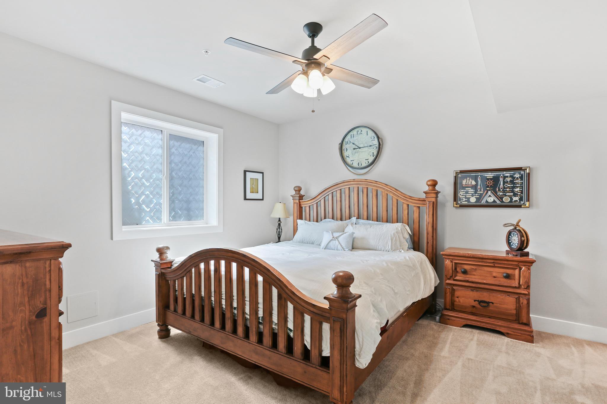 TWO RIVERS - Residential