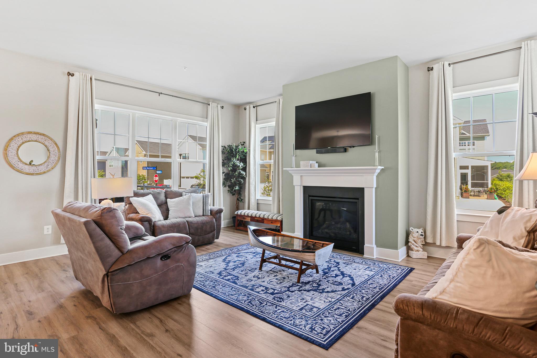 TWO RIVERS - Residential