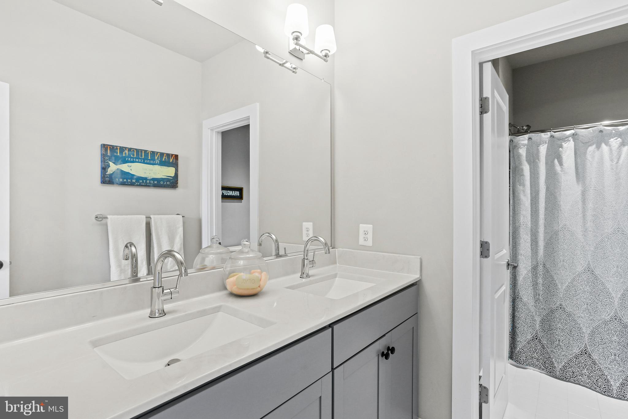 TWO RIVERS - Residential