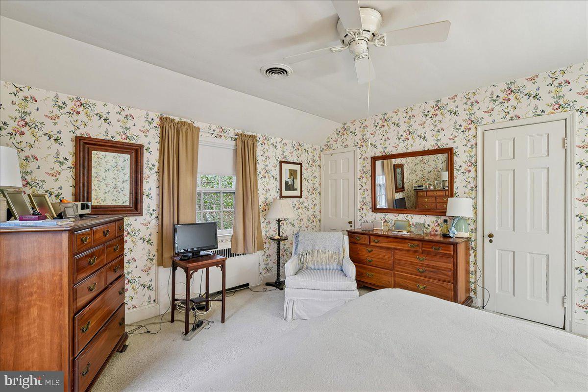 GREATER HOMELAND HISTORIC DISTRICT - Residential