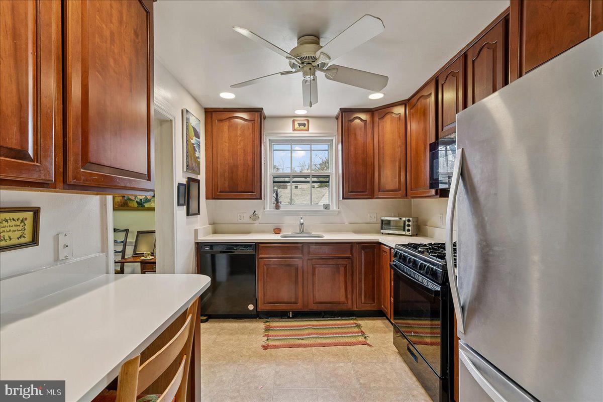 GREATER HOMELAND HISTORIC DISTRICT - Residential