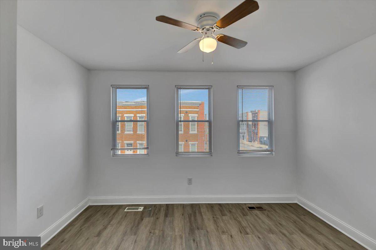 HARWOOD - Residential Lease