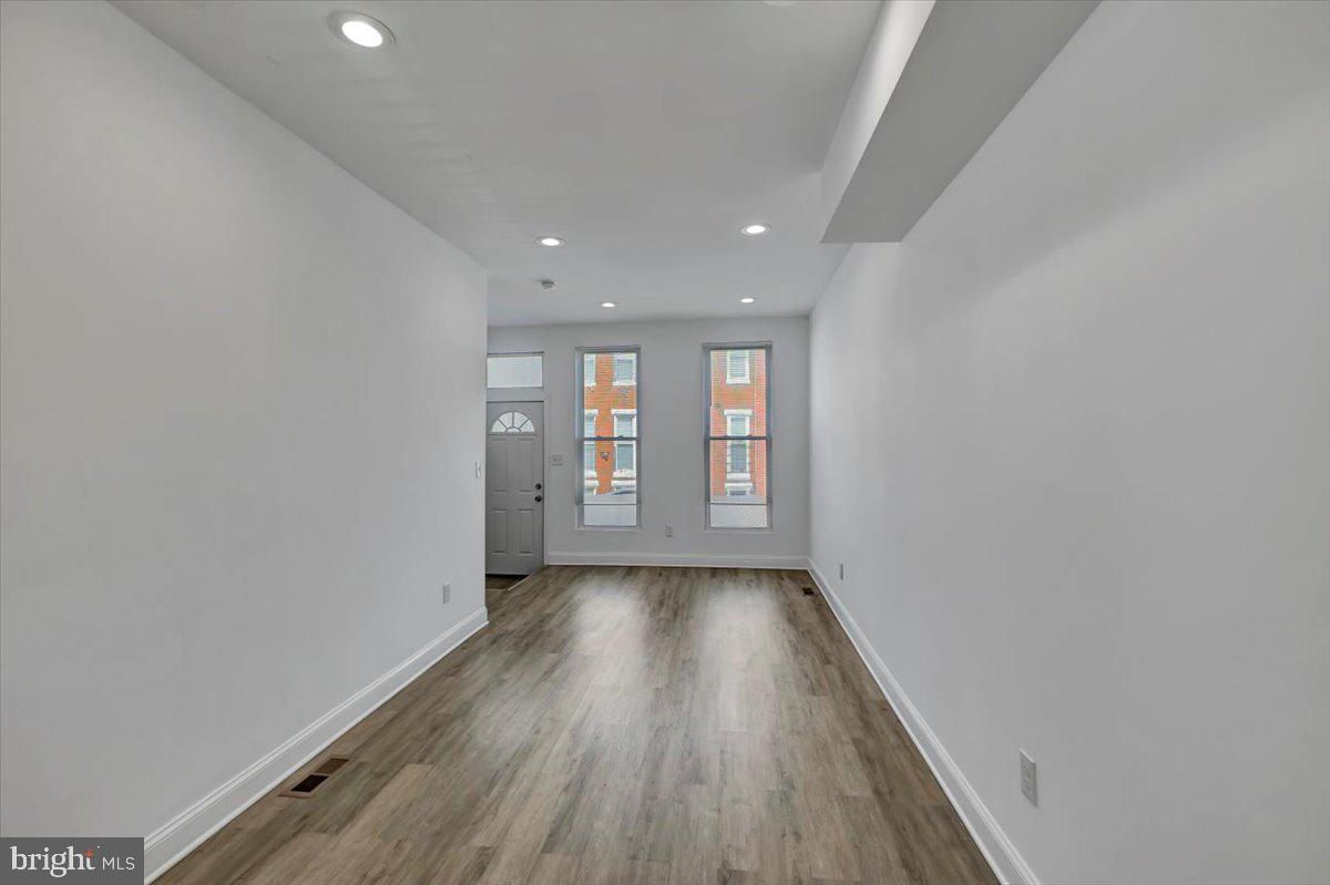 HARWOOD - Residential Lease