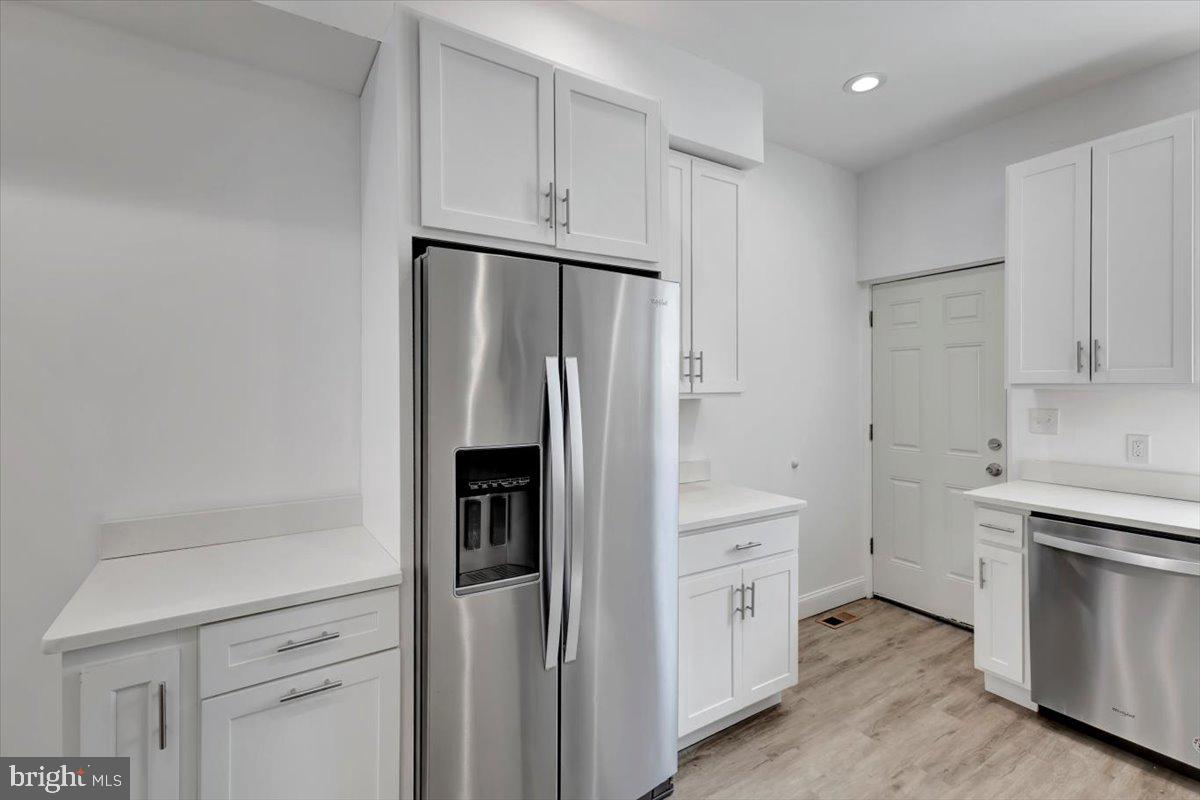 HARWOOD - Residential Lease